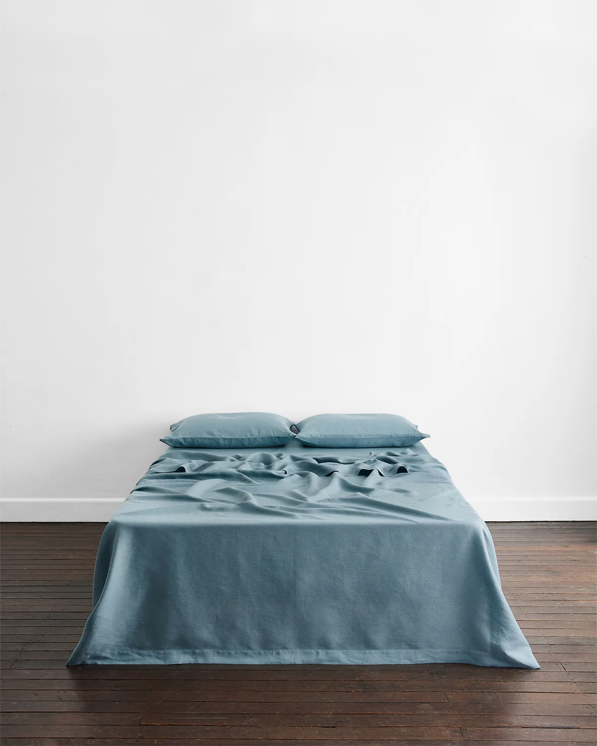 Lagoon 100% French Flax Linen Bedding Bundle - Image 4