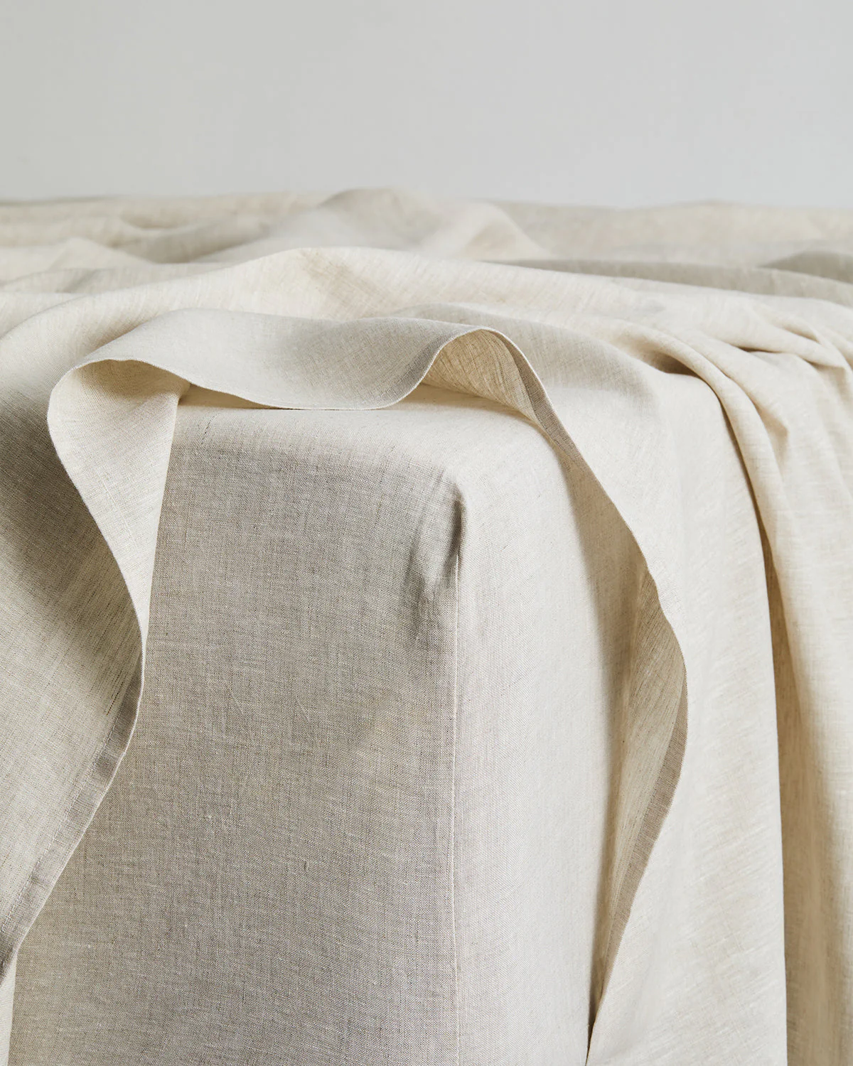 Olive & Oatmeal 100% French Flax Linen Bedding Bundle - Image 4