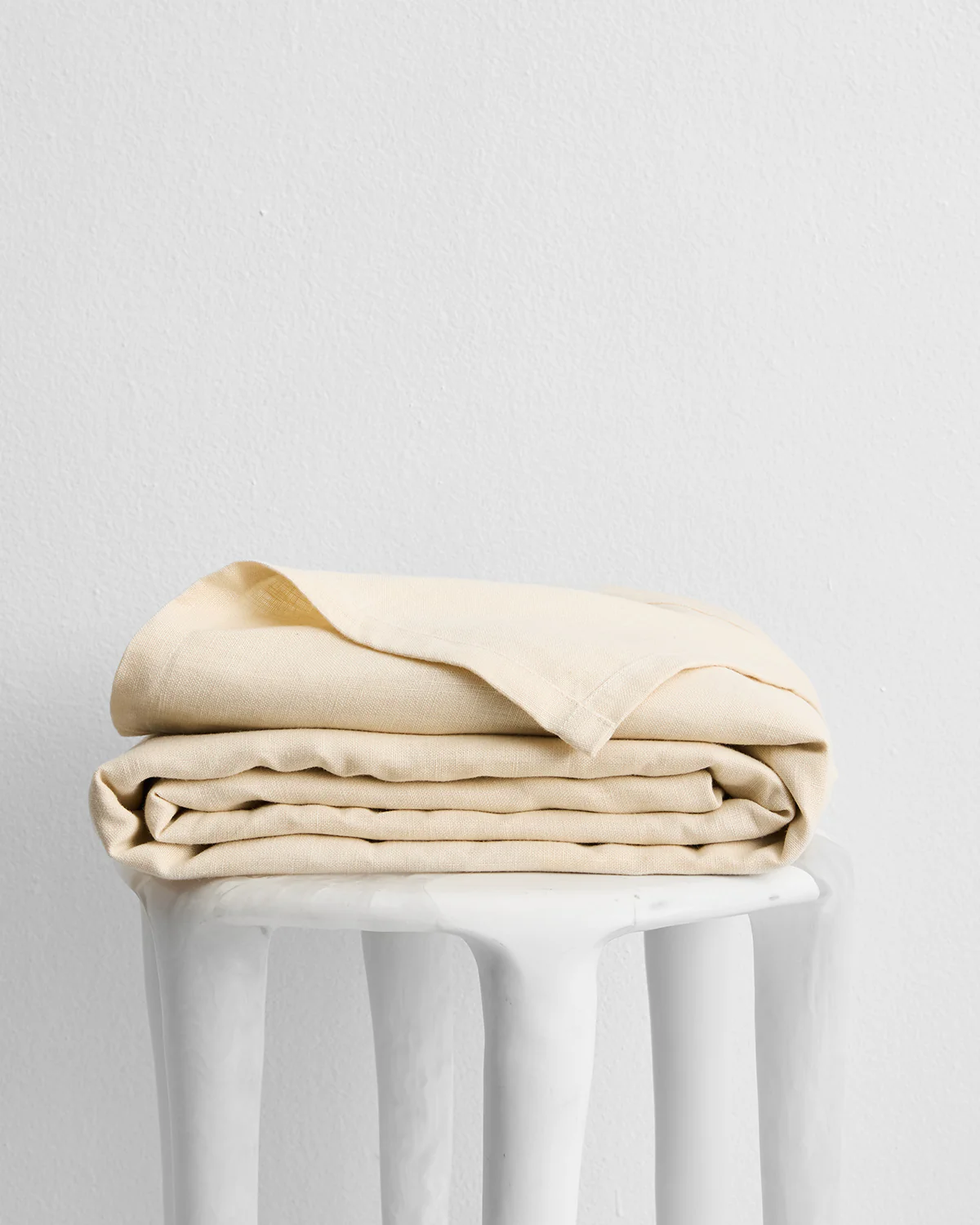 Crème Heavy Linen Bed Cover - Image 4