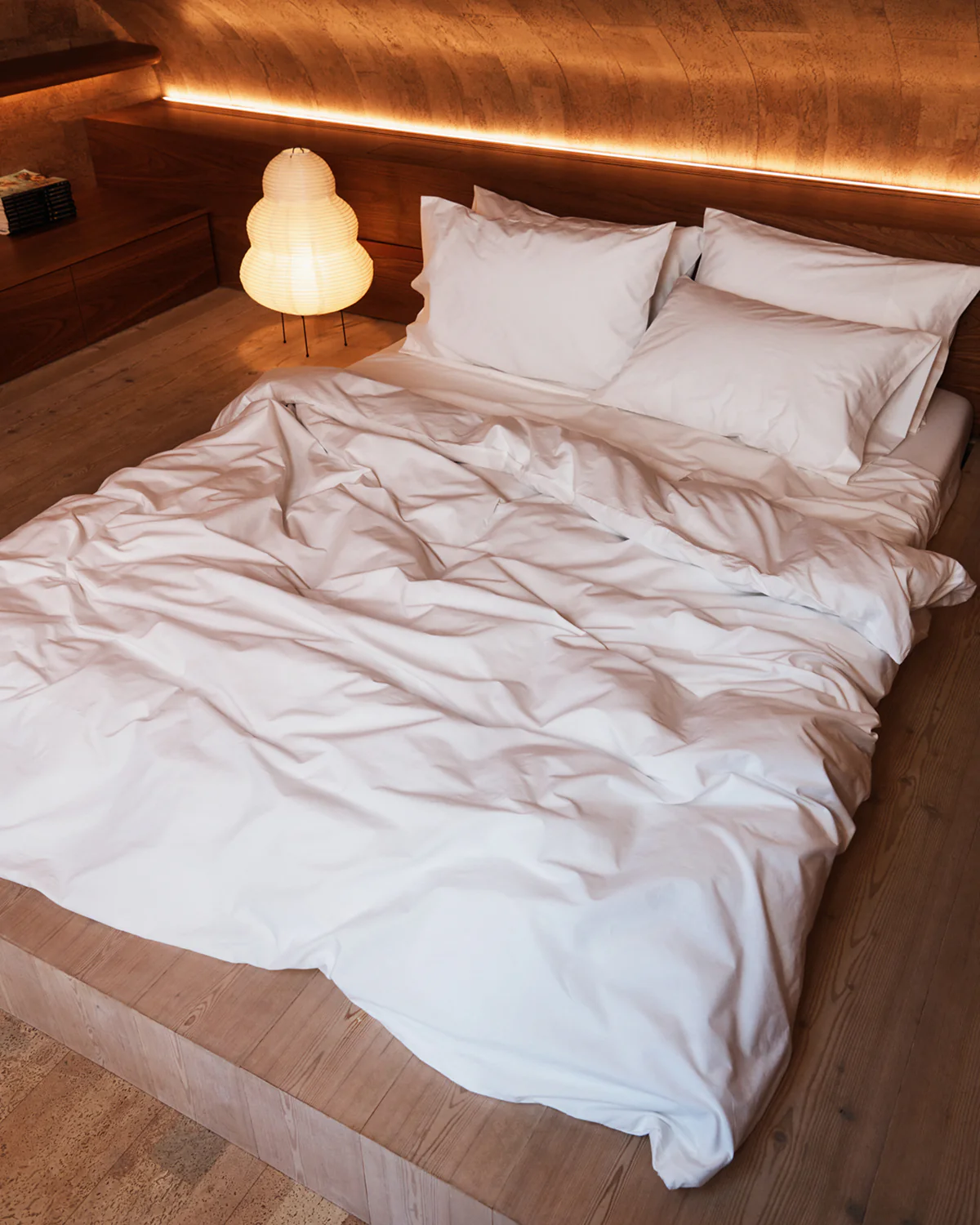 Crisp White 100% Organic Cotton Bedding Set - Image 7