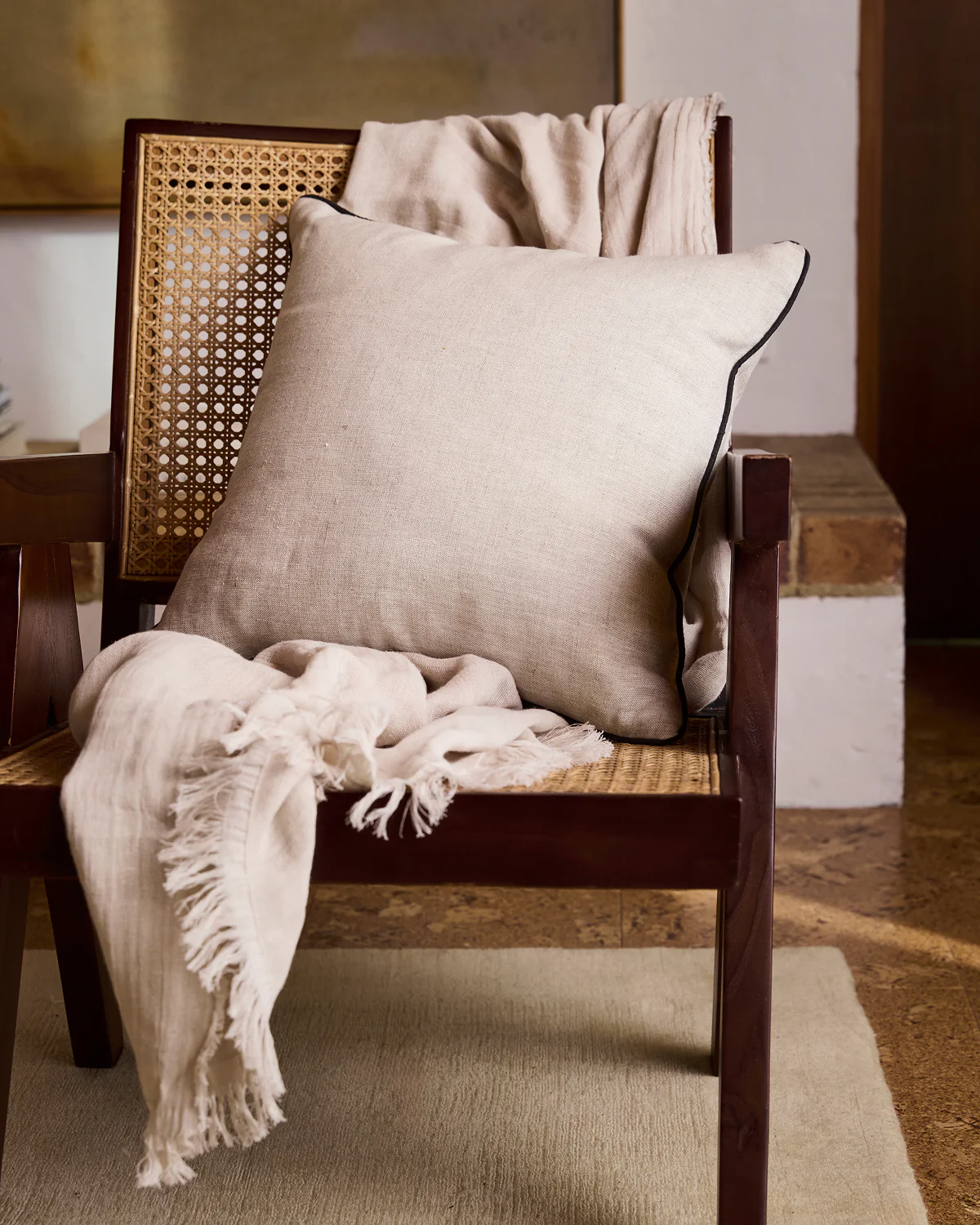 Oatmeal & Charcoal 100% French Flax Linen Piped Cushion Cover - Image 4