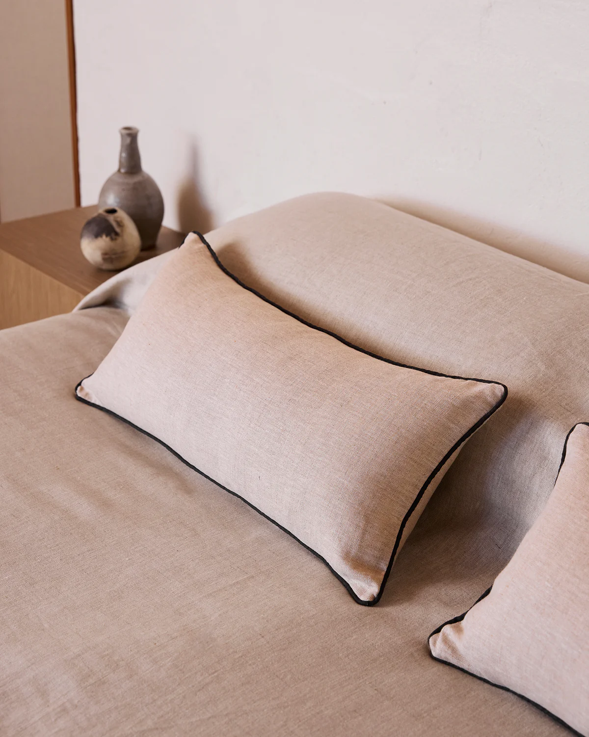 Oatmeal & Charcoal 100% French Flax Linen Piped Lumbar Cushion Cover - Image 5