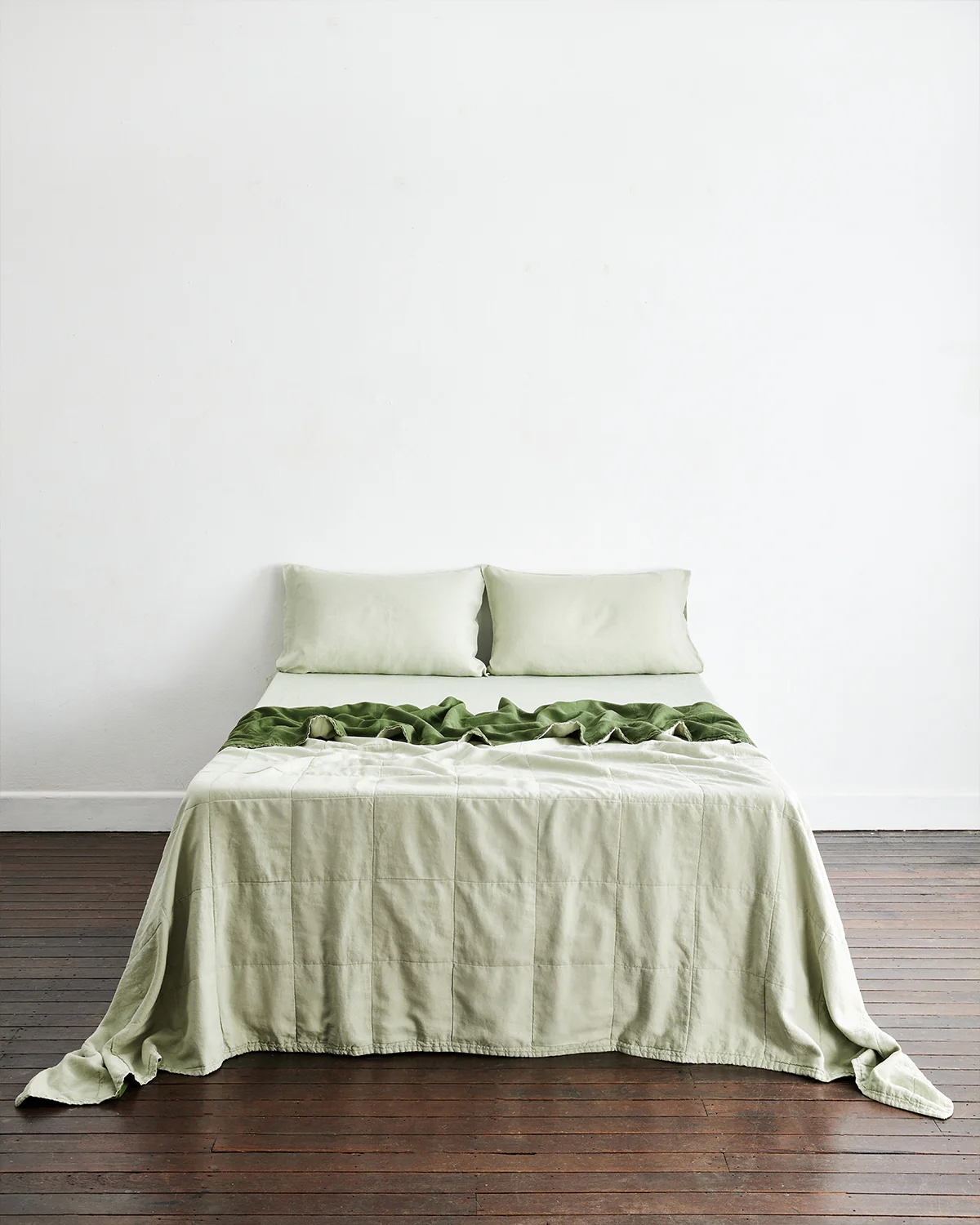 Sage & Olive 100% French Flax Linen Quilt Set - Image 4