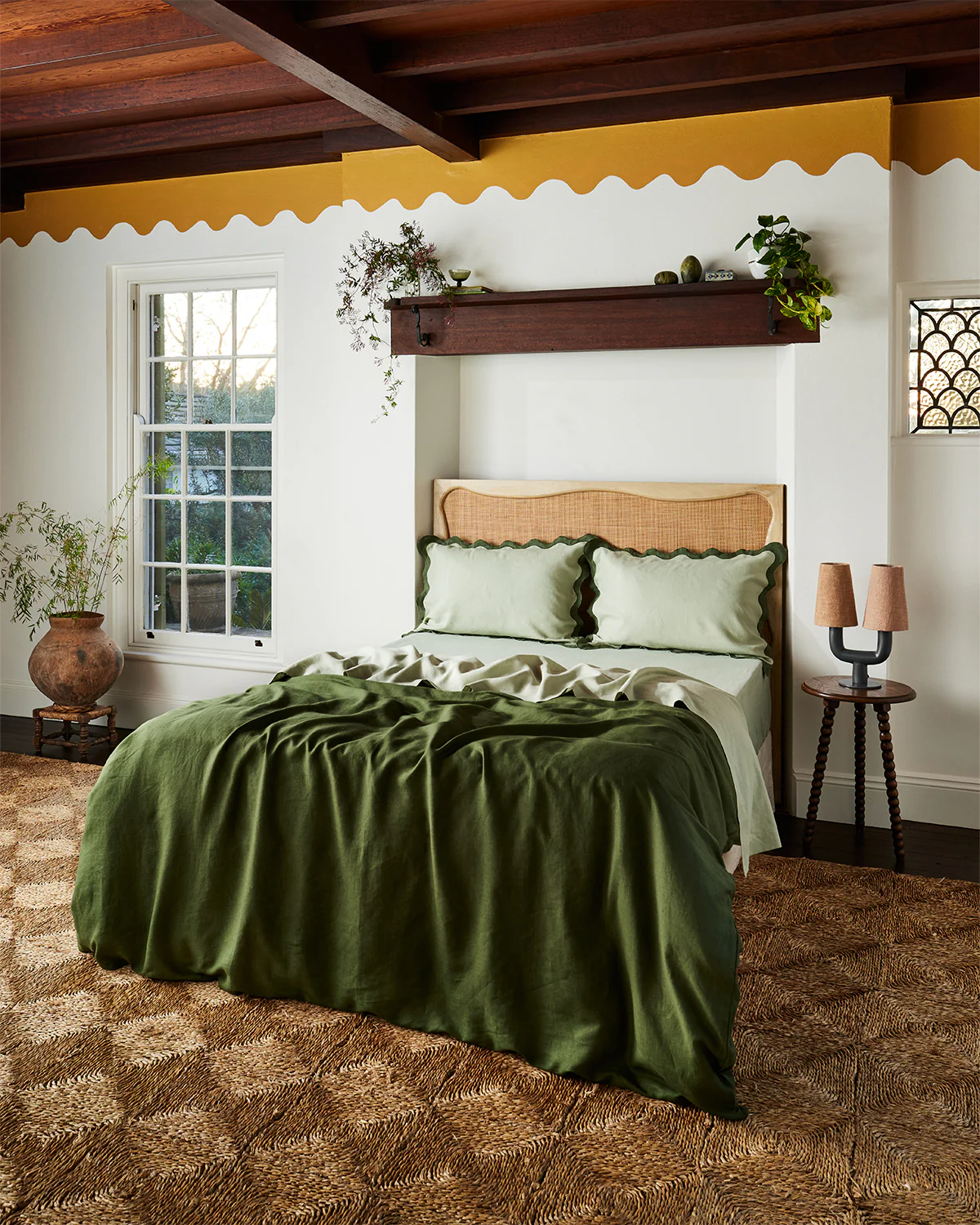 Sage & Olive 100% French Flax Linen Scalloped Pillowcases (Set of Two) - Image 5